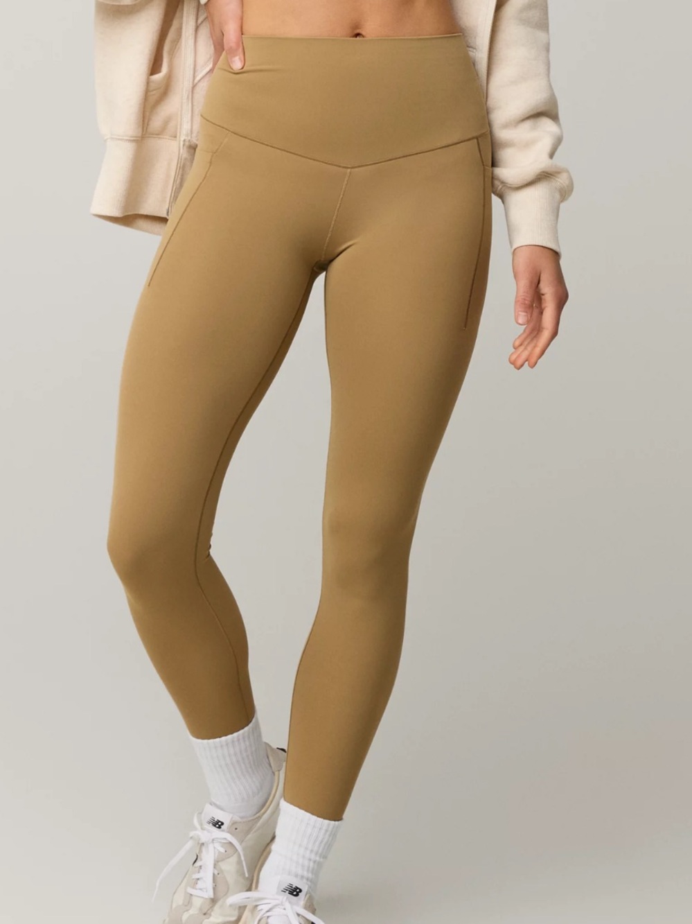 Offline by High-Waist Performance Leggings in soft stone small